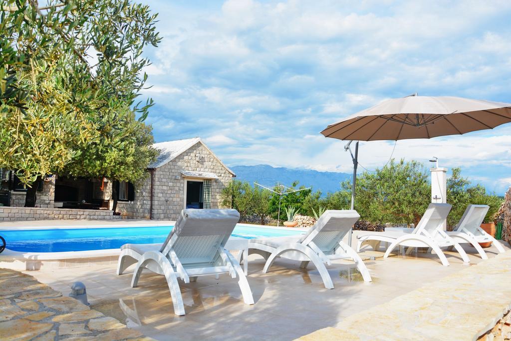 Holiday Home Sweet Dreams Pucisca Εξωτερικό φωτογραφία